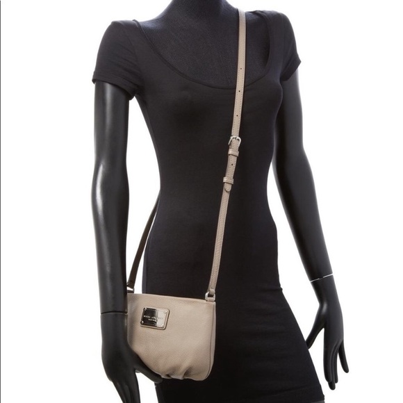 Marc Jacobs Handbags - Marc Jacob purse